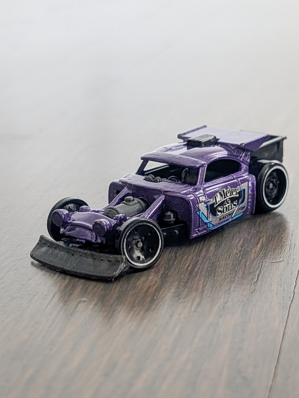 Hot Wheels Aristo Rat - Metalflake Purple - Legends of Speed - DTX10
